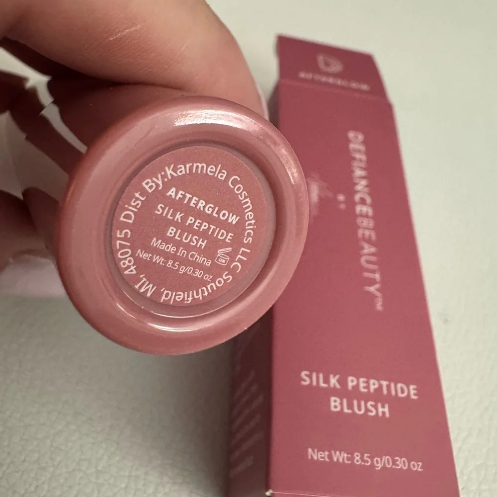 Defiance Beauty Afterglow Silk Peptide Blush